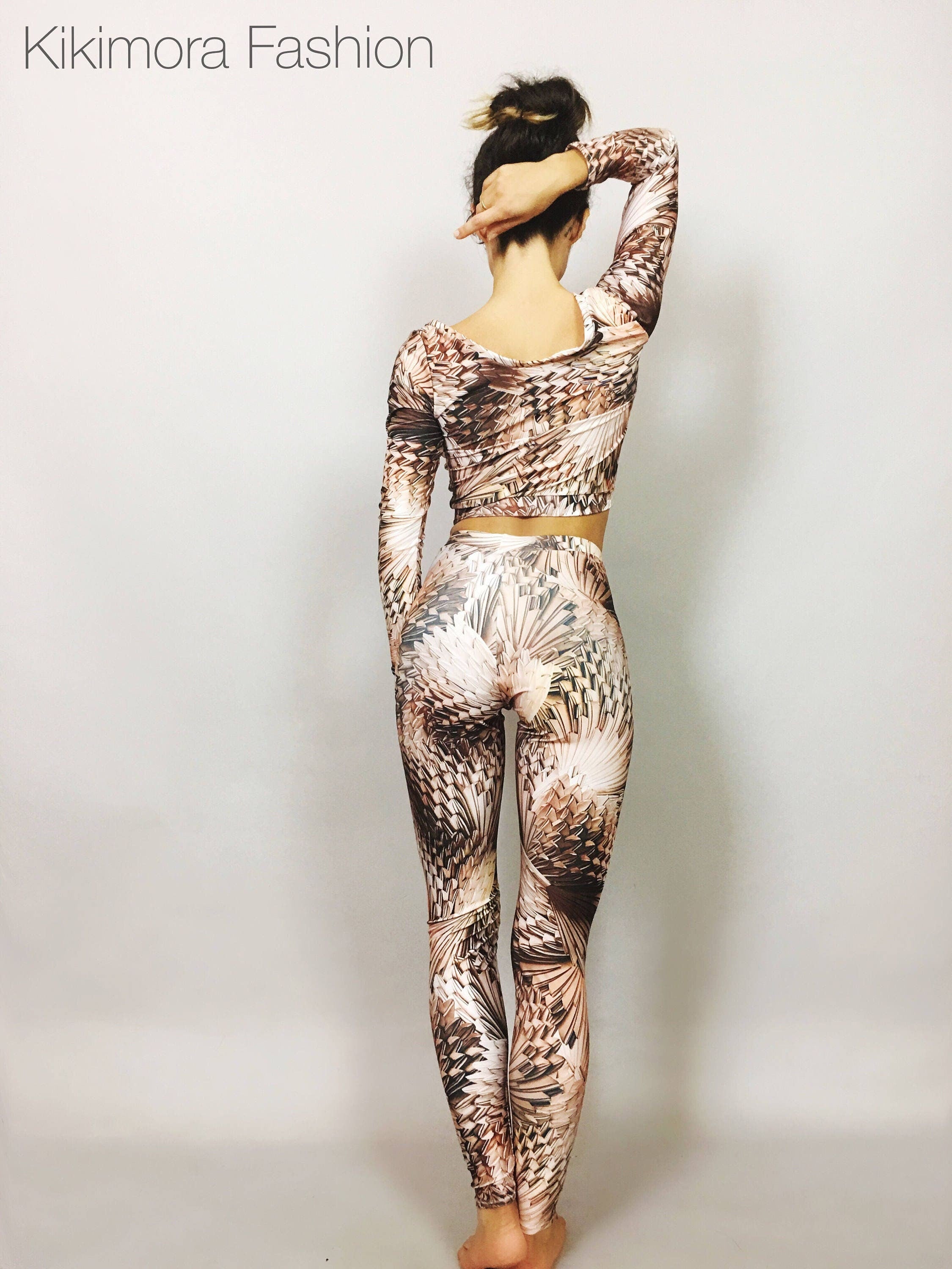 Crop top leggings active ware.bodysuit costume // woman outfit // exotic dancer wear // trending now