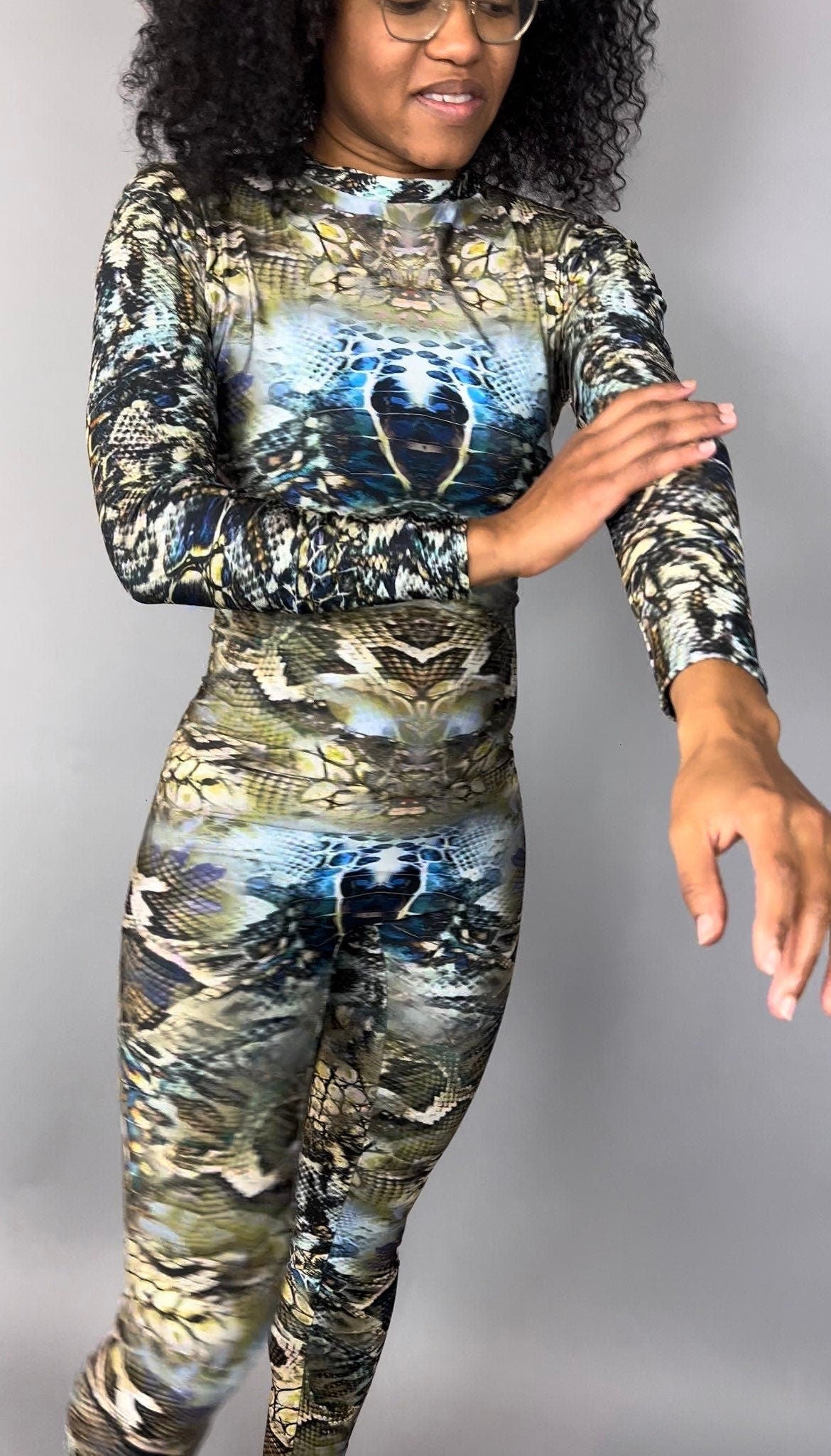 Snake Costume for Gymnastic, Yoga Wear, Exotic Dancewear and Water Sports, Trending Now, Dive Suit