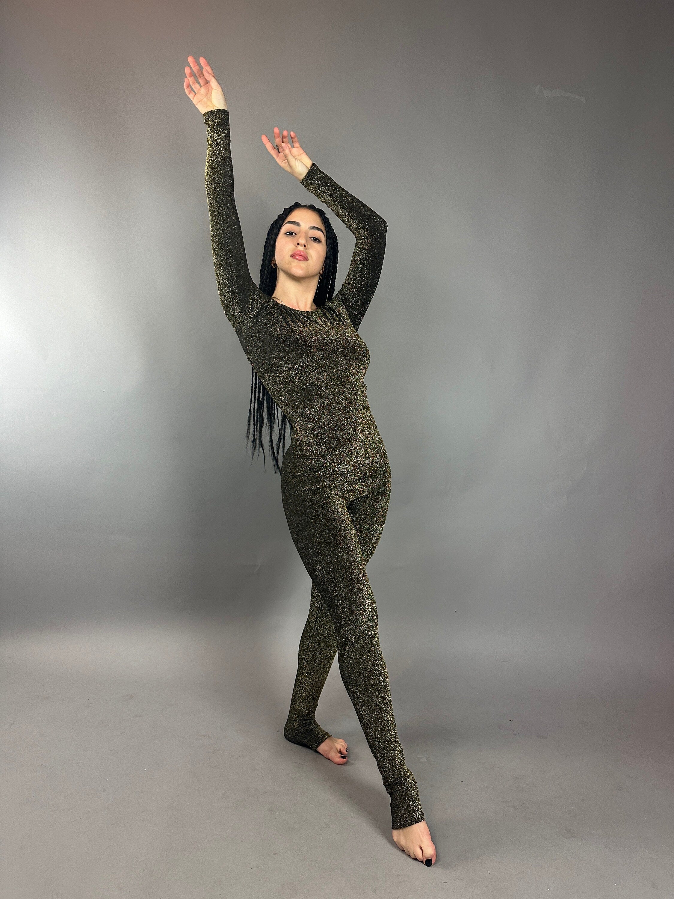 Grey Stretchy Shiny Jumpsuit, Open Back Full Bodysuit, Full Sleeves Catsuit, Scoop Neck
