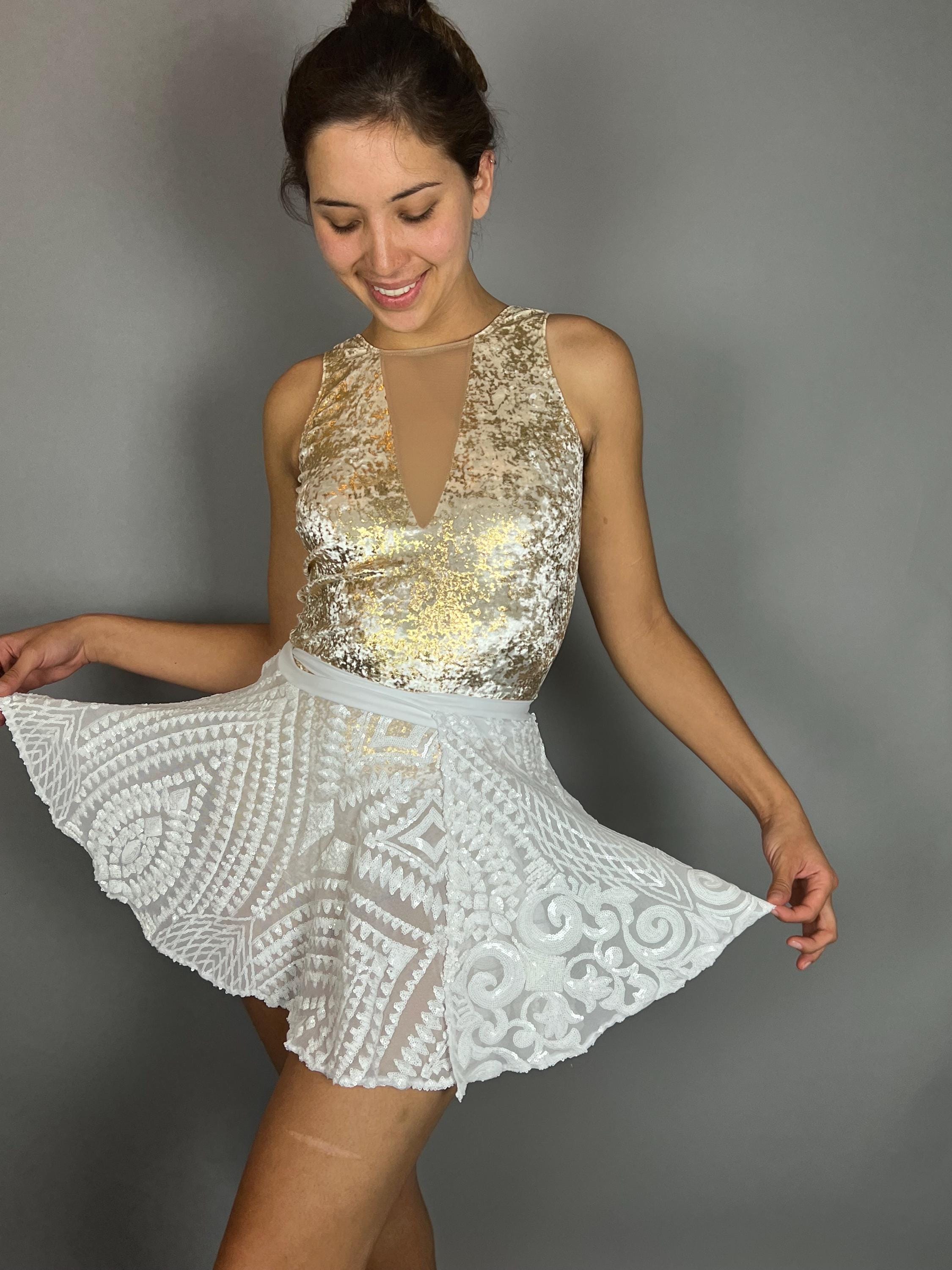 Elegant Gymnastic Leotard: Custom-Made Aerialist Costume for Festivals, Exotic Dance & Circus Performances