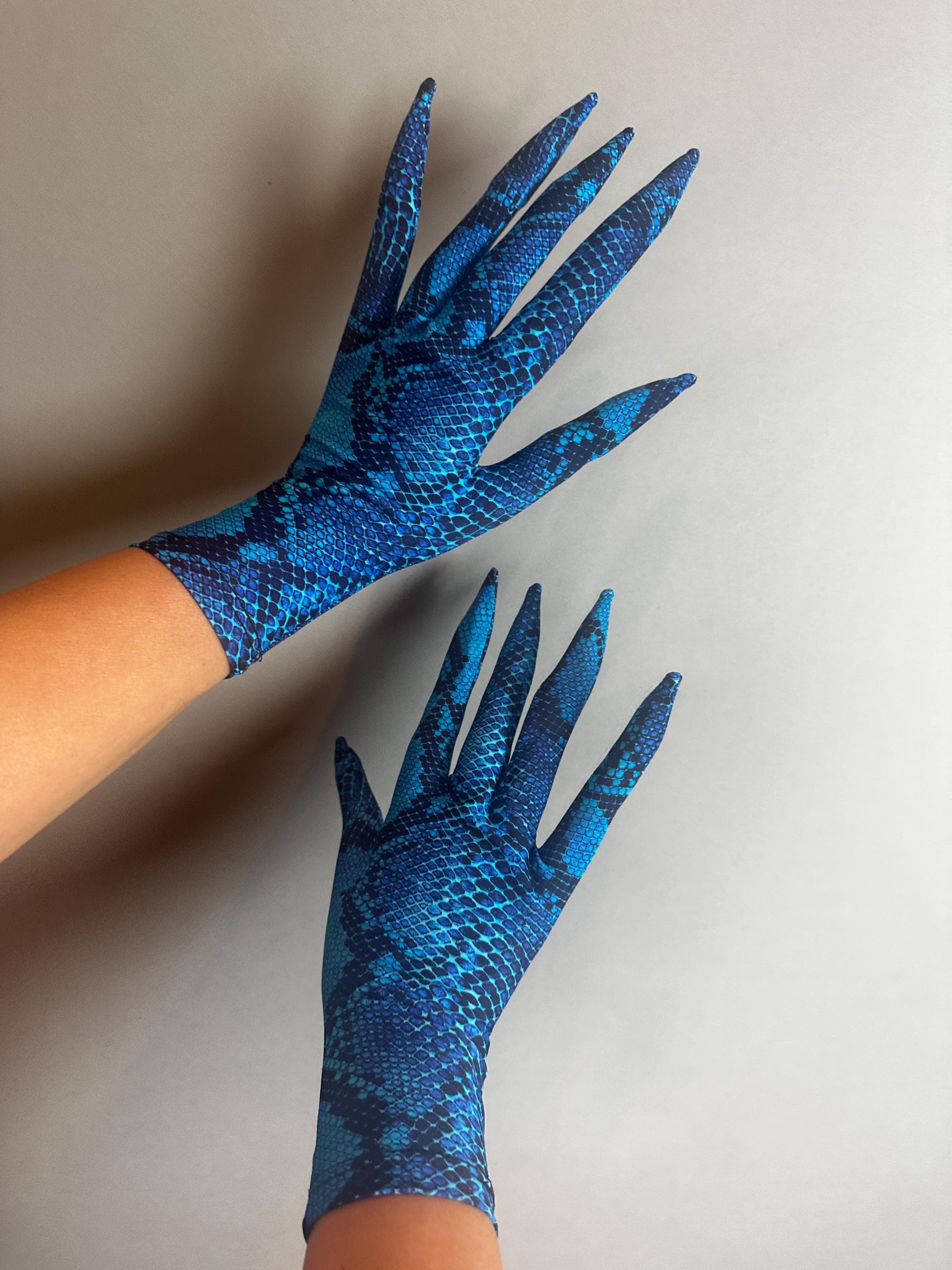 Spooky Snake Print Long Finger Gloves - Creepy Costume Accessory for Cosplay, Halloween, Dragon Themes