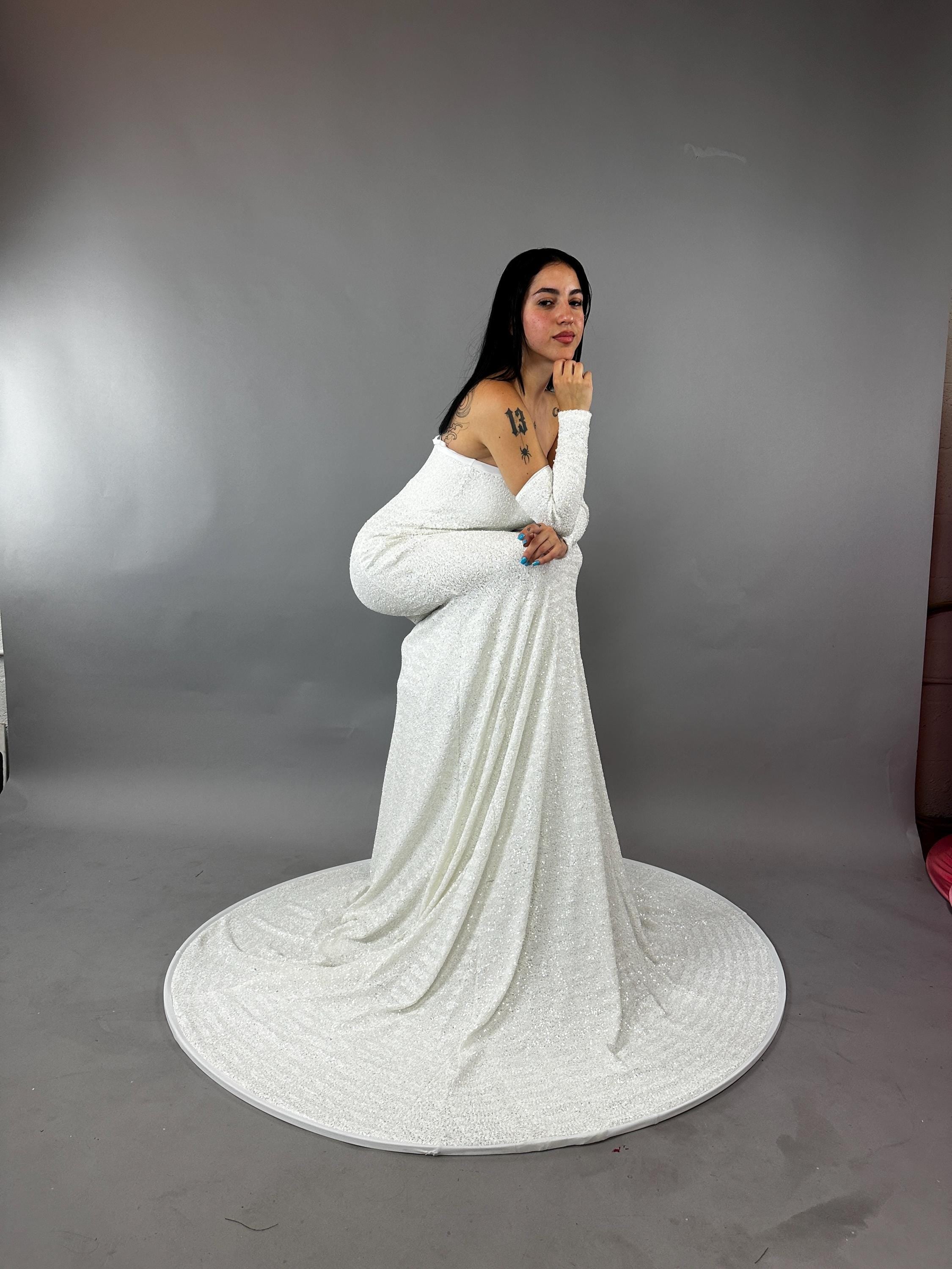 Glamorous Oversized Sequin Gown for Tall Showgirl Performers - Dazzling Event Costume