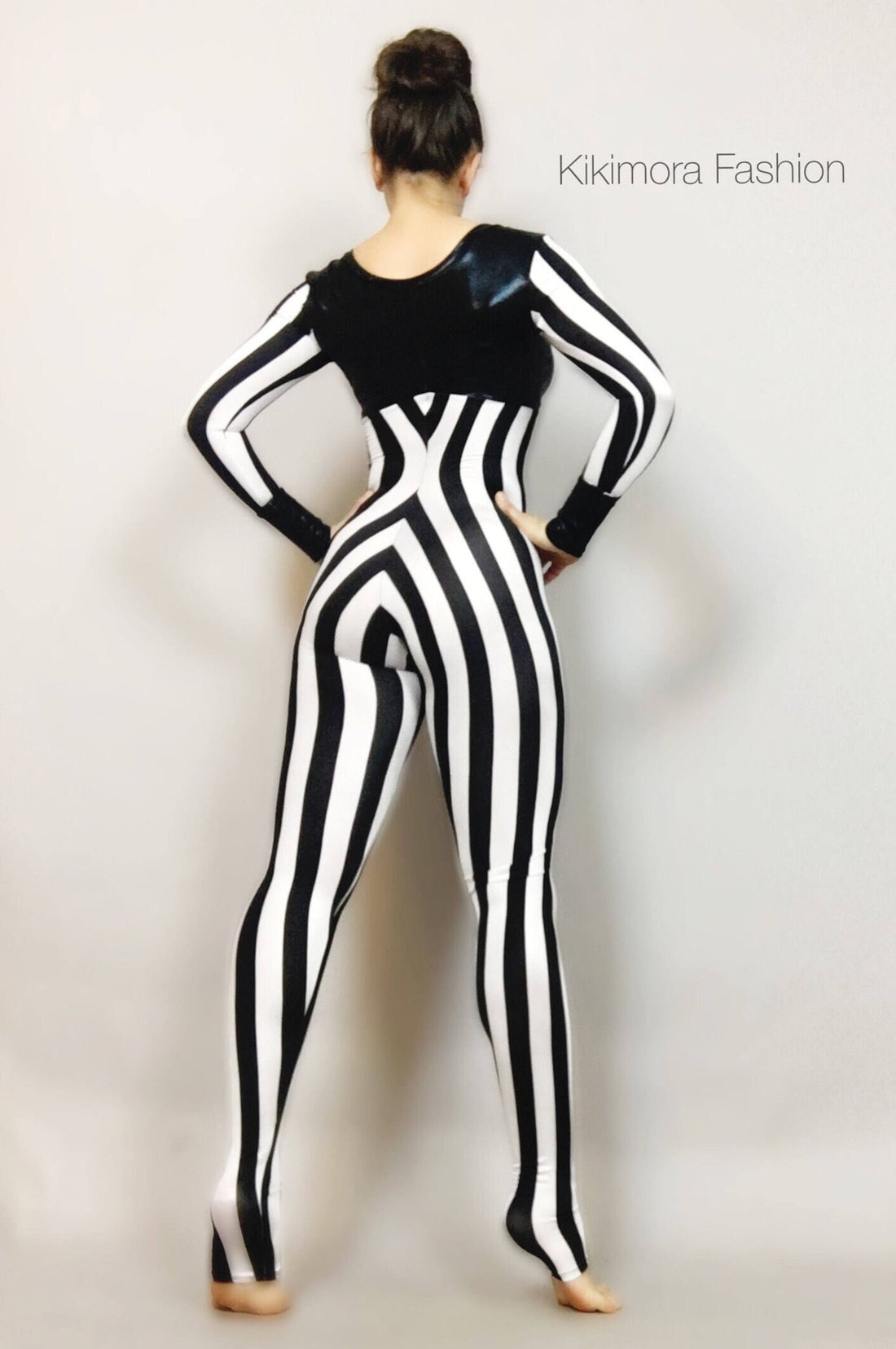 Black and White Striped Jumpsuit, Workout Bodysuit, Round Neck, Full Sleeves, Yoga Jumpsuit