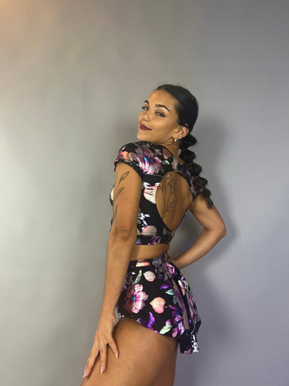 Flower Print Black Crop Top and Bottom Set, Boat Neck, Cup Sleeves, Shorts With Half Skirt