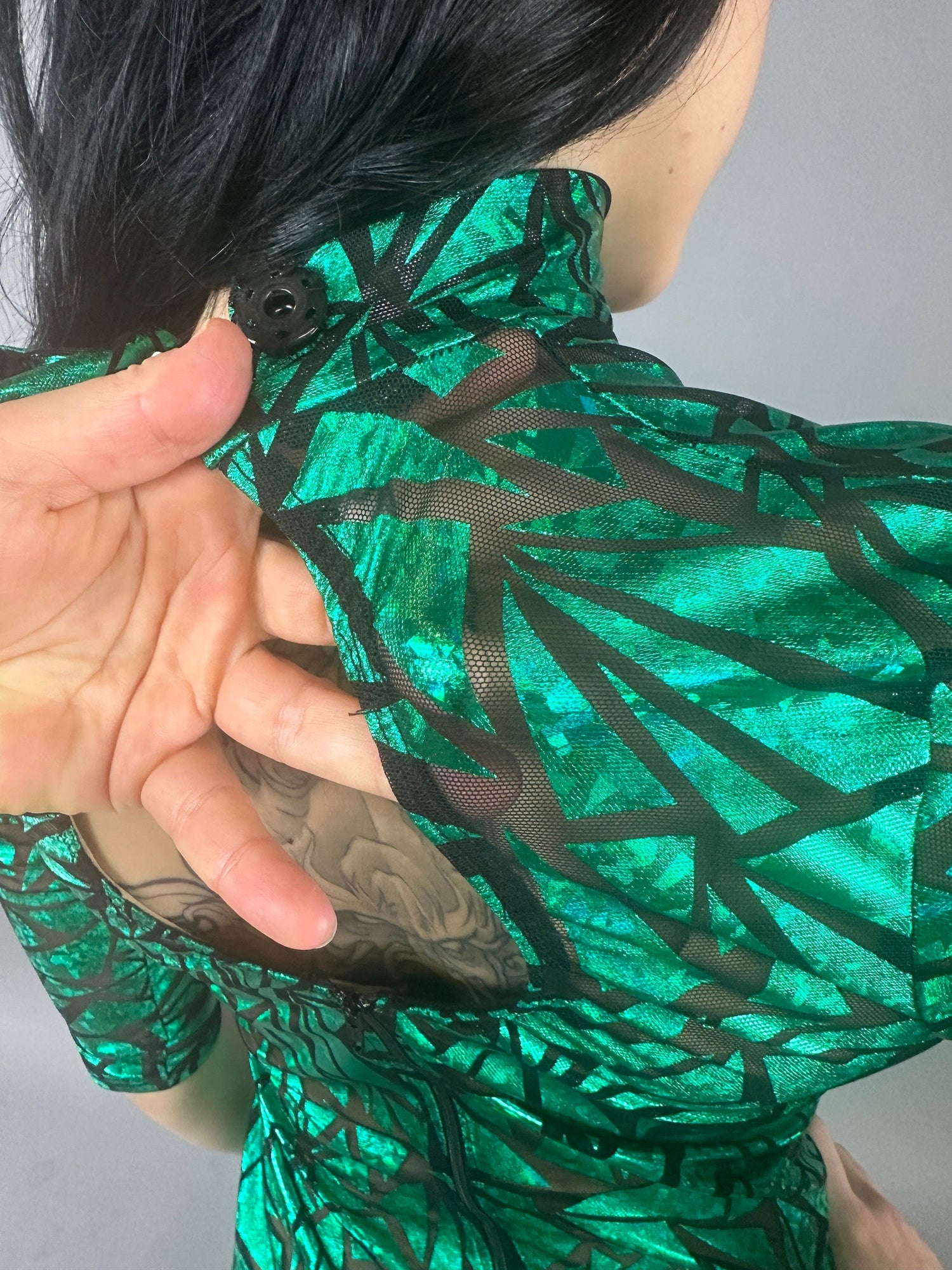 Emerald Green Mesh Dress, Turtleneck, 3/4 Sleeves Kikimora Fashion Store Emerald Green Mesh Dress, Turtleneck, 3/4 Sleeves Kikimora Fashion Store
