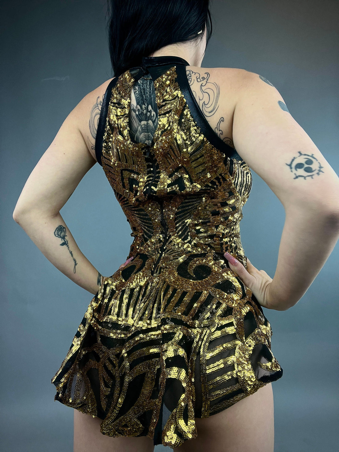 Glamorous Black & Gold Sequin Leotard: Show Girl Costume, Salsa Dancer Bodysuit, Exotic Dance Wear